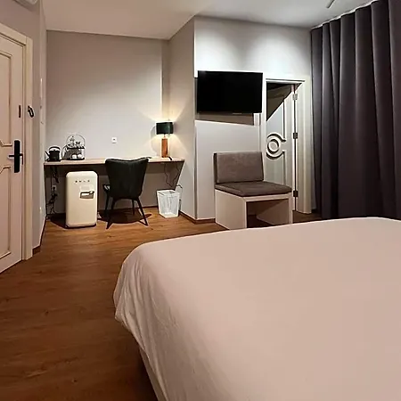 The Kepos Hotel